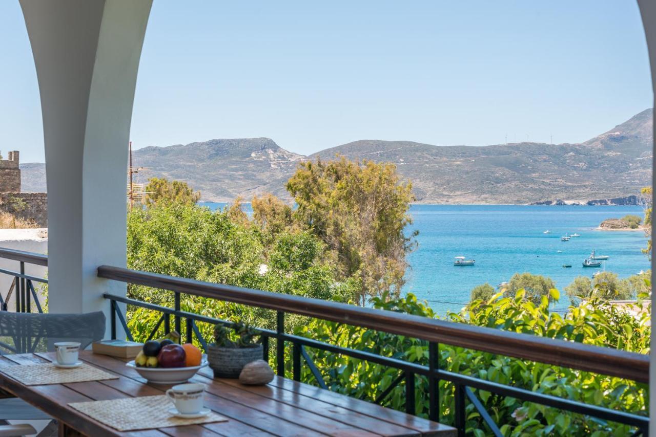 Areti'S Milos Guesthouses 阿达玛斯 外观 照片