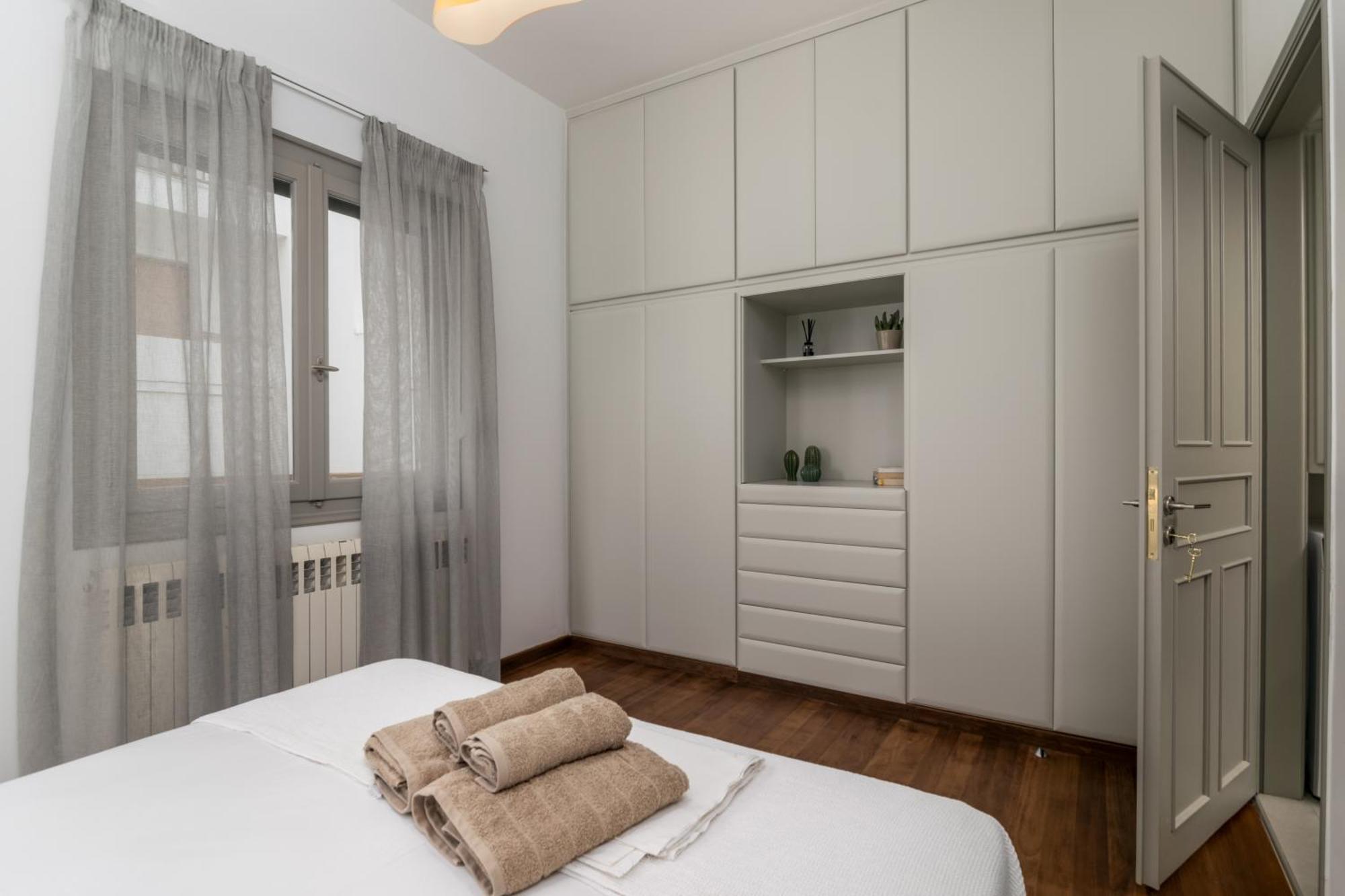 Areti'S Milos Guesthouses 阿达玛斯 外观 照片