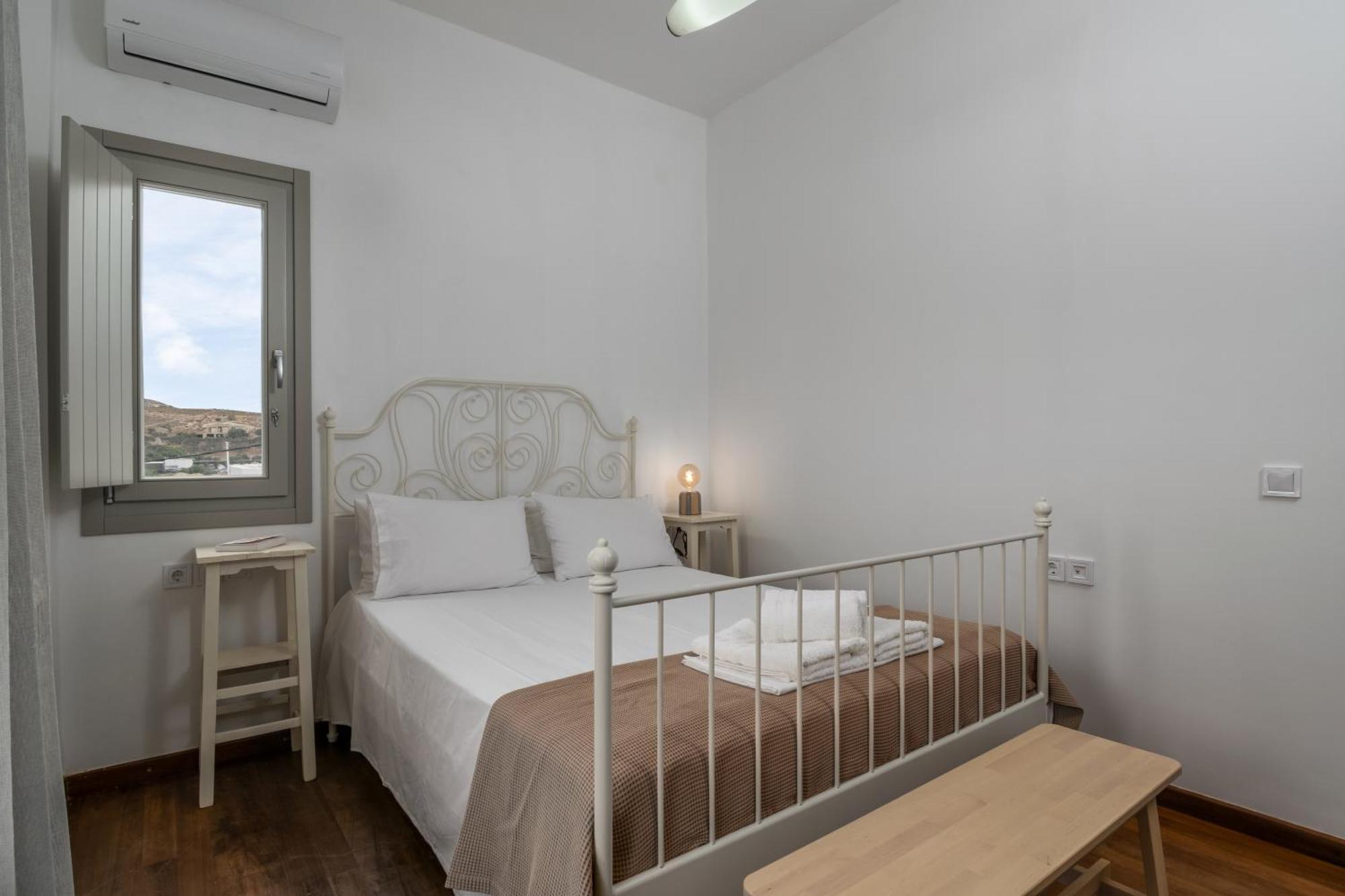 Areti'S Milos Guesthouses 阿达玛斯 外观 照片